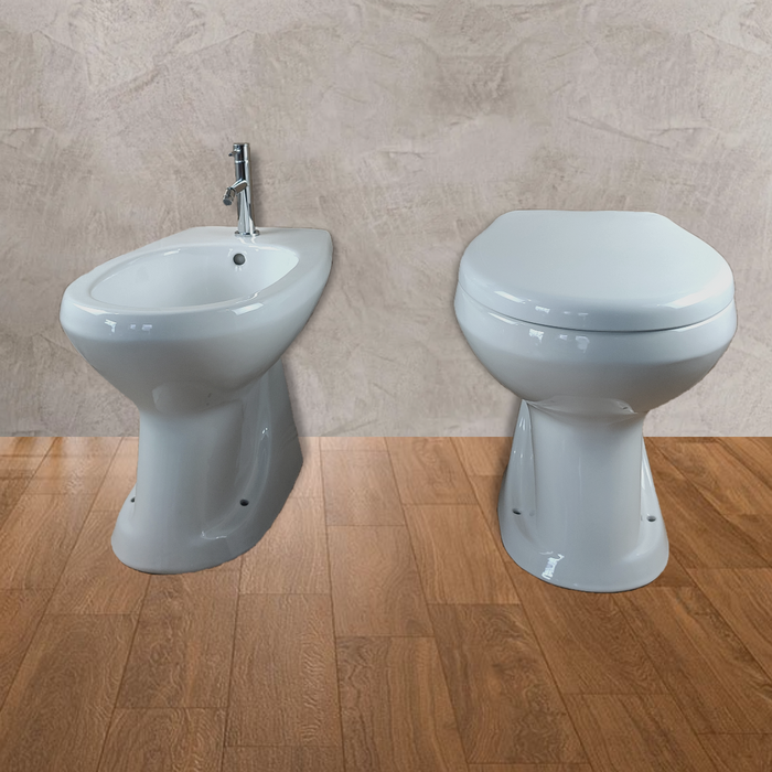 Set sanitari tradizionali bianco modello Felce con vaso scarico a pavimento composto da WC+Bidet+Sedile