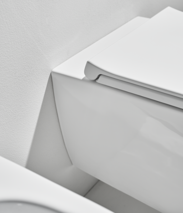 Set sanitari sospesi Vignoni XS (lunghezza 48cm) Simas bianco composto da WC+Bidet+Sedile rallentato